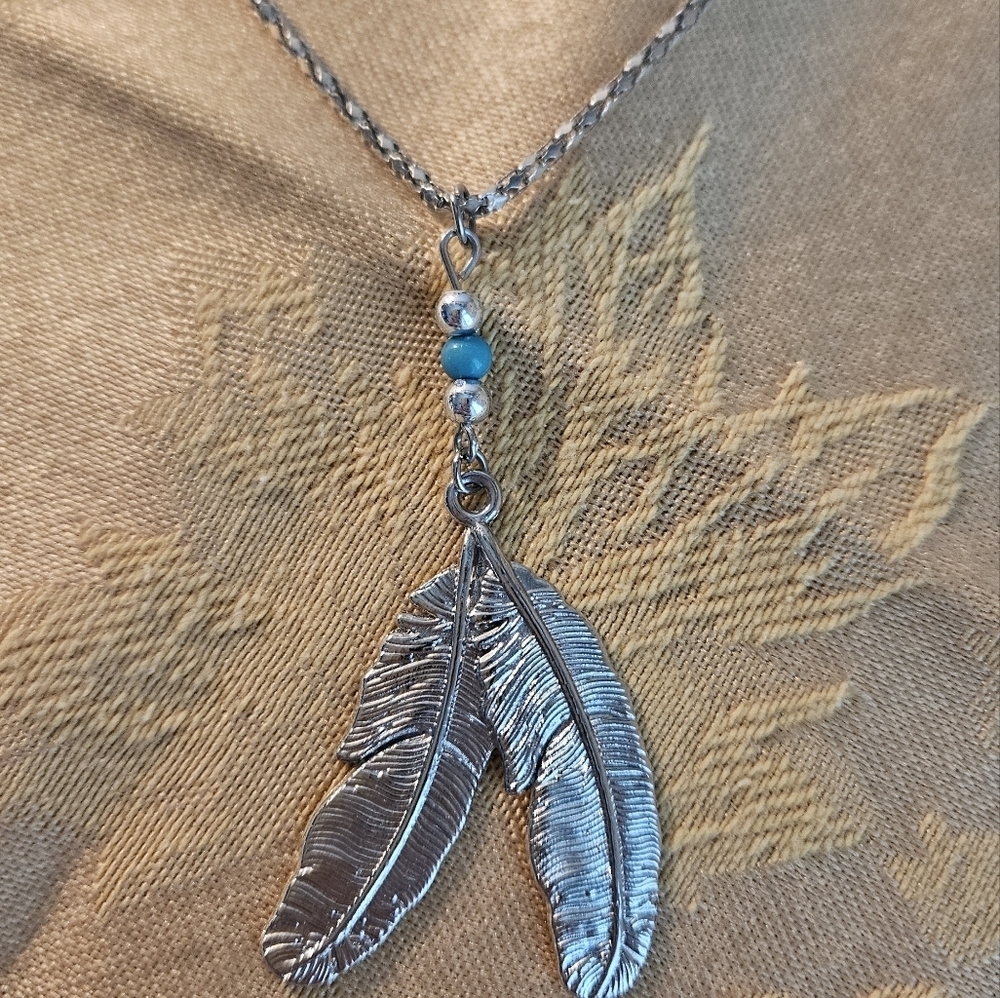Vintage Southwestern Feather Necklace with Turquoise Accent